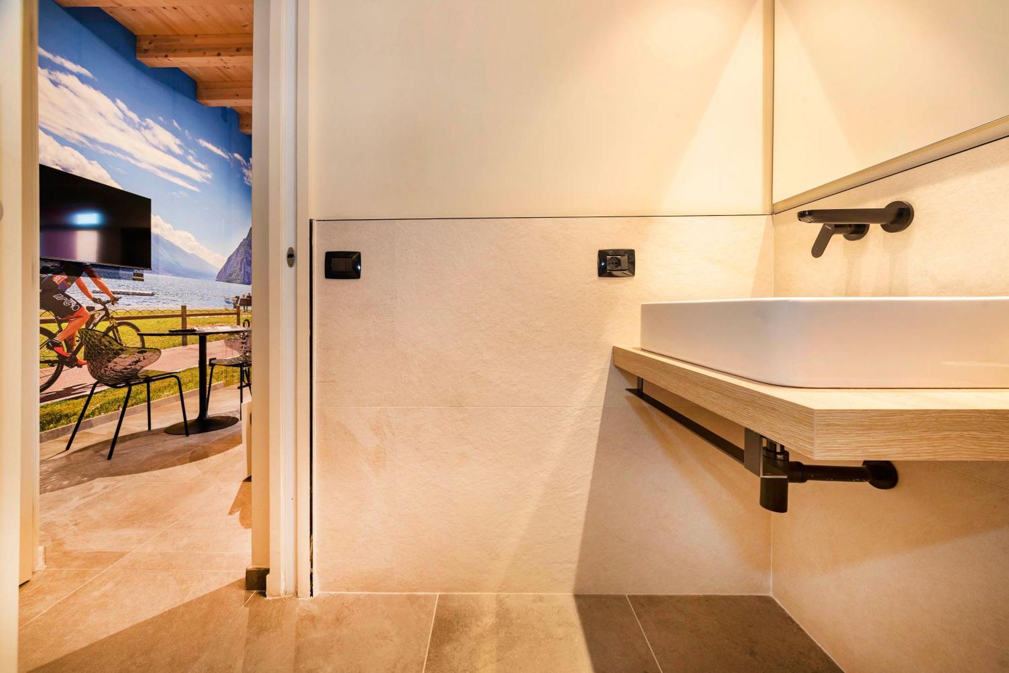 Italianflat - Verona'S River, Free Parking For Car & Bike, Nature, Relax Exterior photo